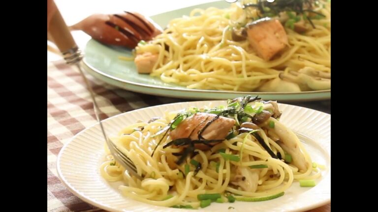 秋の味わいがいっぱい しめじと秋鮭の和風パスタ