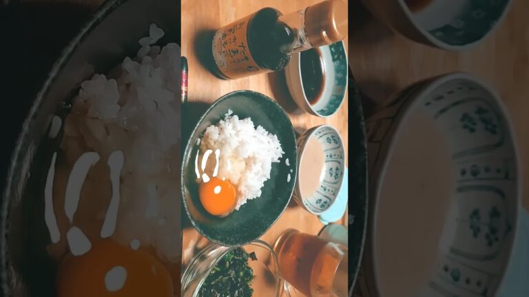 晩御飯は、たまごがけ御飯🍚とほうれん草のお浸しですね。とても美味しそうですね。