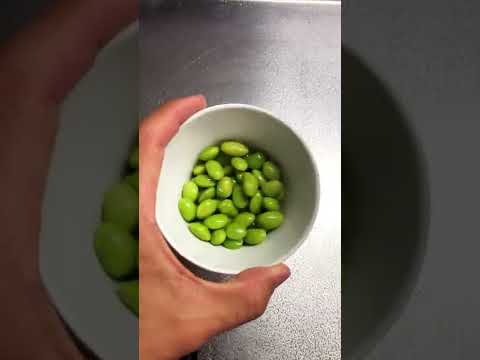 これ食って10kg痩せた。とりあえずこれ作って食っとけ【枝豆】枝豆とささみの生姜マリネ