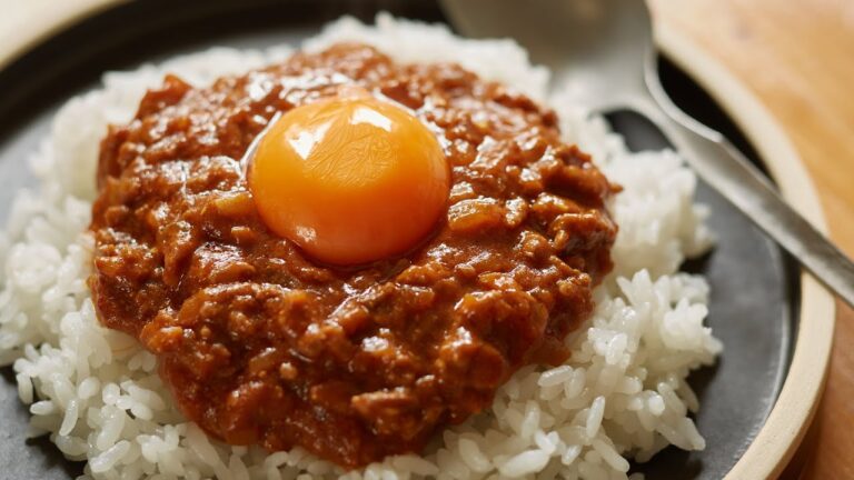 【15分キーマカレー】野菜ジュースとカレールウで時短なのに旨味凝縮！！
