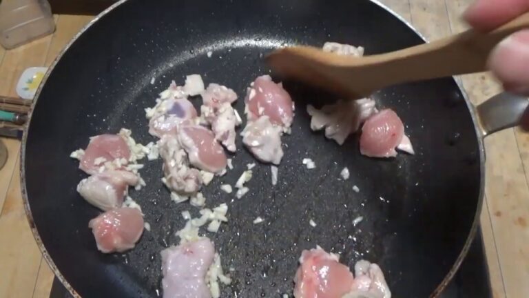 鶏肉と白菜のクリーム煮　作り方