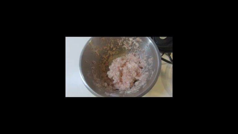 【簡単】絶品鳥つくね鍋!!!男メシ　#shorts