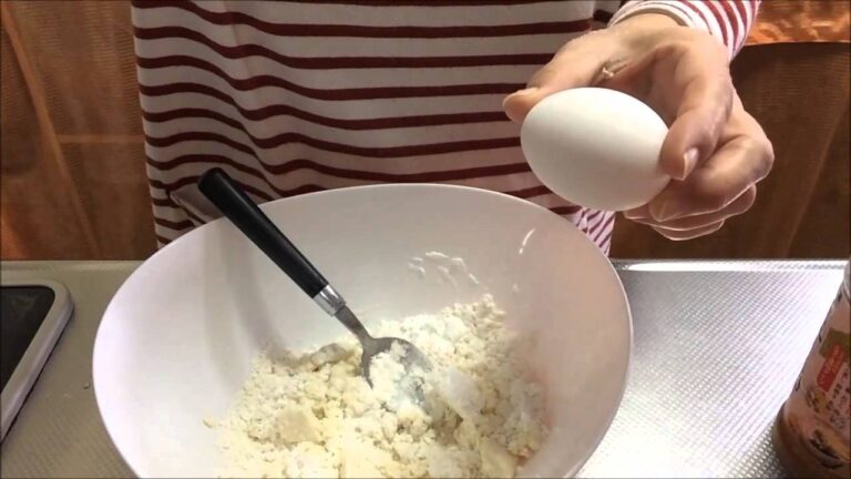 簡単料理　節約レシピ　チーズと絹ごし豆腐のお焼き