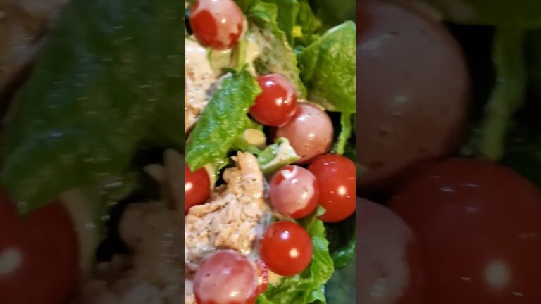 簡単サラダ🥗　#サラダ#彩り#食#のんびり生活まりっぺ #美味しい #新鮮#からだに良い#ヘルシー#お腹いっぱい#野菜#食べようね#栄養たっぷり