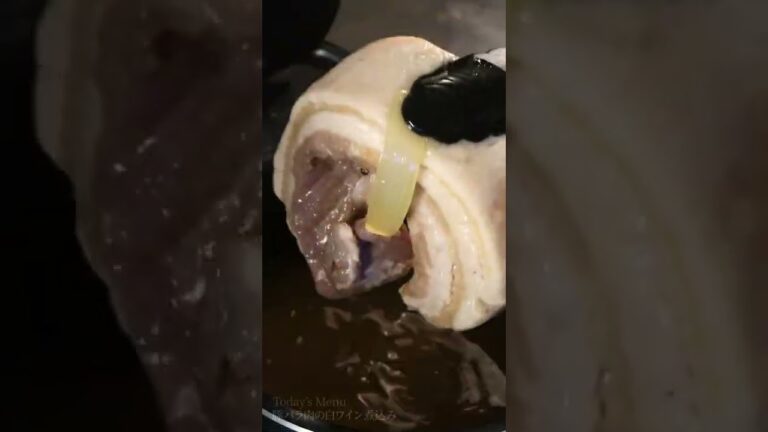 【豚バラ肉の白ワイン煮込み】週末のレシピは決まりましたか？ボタン1つで本格料理！#shorts #料理 #料理動画 #レシピ #おうちごはん #豆知識 #豚バラ #炊飯器レシピ