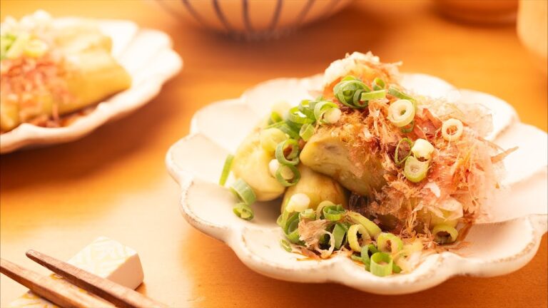 【簡単10分】片手間で作れてとろとろに仕上がる『レンジで焼きなす』