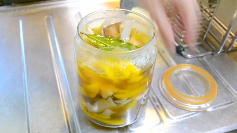 洋風なお漬け物、舞茸とパプリカのピクルスの作り方　　How to make pickles of paprika and polypore mushroom
