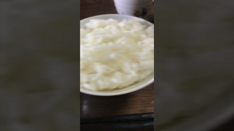 【朝食】今朝は納豆、焼き茄子、味噌汁