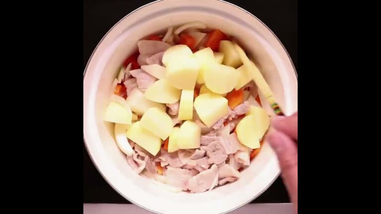 【公式】きょうの料理は何？「みんな大好き！昔ながらのポークカレー　レシピ・作り方」シーズン1　第2回