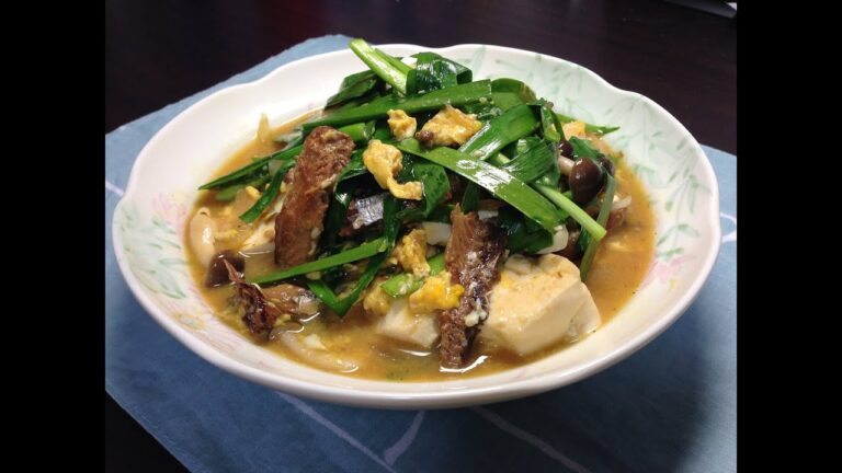 サンマ缶とニラ豆腐の卵とじ