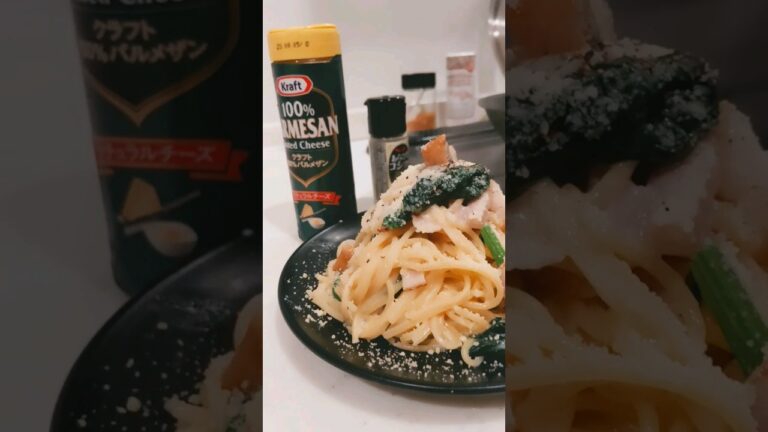🍝牛乳でもOK👍ほうれん草とBeaconのクリームパスタ🎉🎉大人気のワンパンパスタ❤️❤️お洒落パスタ🇮🇹🎯🎉👑#shorts