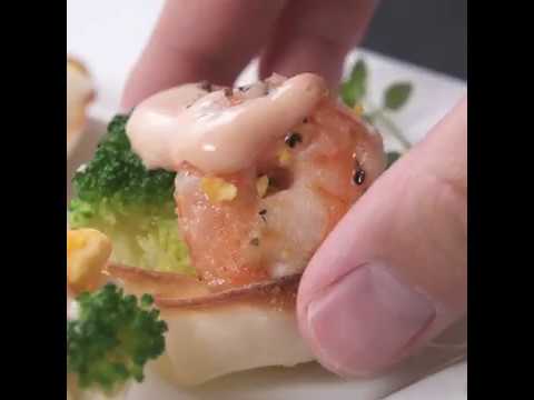 パーティーにぴったり 餃子の皮のカップサラダ ｜ moguna[モグナ]