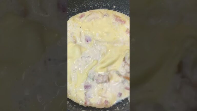 チーズたっぷりクリームパスタ【簡単パスタ】 #shorts  #クリームパスタ