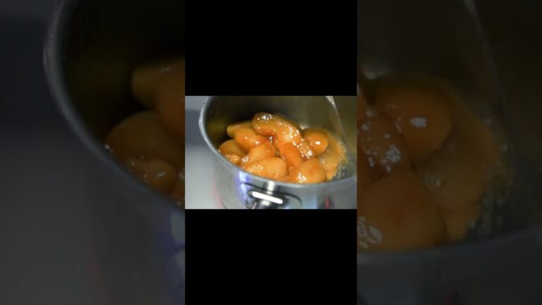 シェフが探究するりんごのデザートの一番美味い食べ方＜タルトタタン＞#shorts