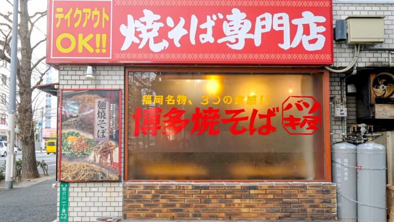 鉄板を埋め尽くす爆量１００キロ焼きそば！常連殺到焼きそば専門店の超絶ラッシュに密着
