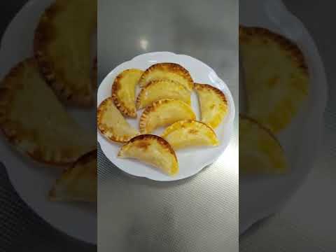 餃子の皮で作るアップルパイ #shorts