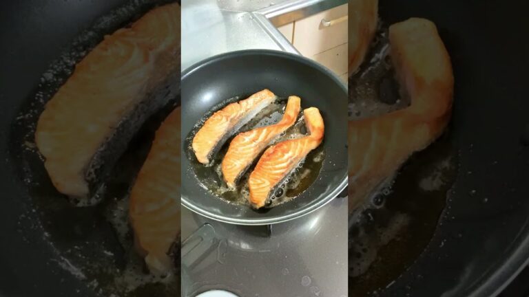 サーモンのバター焼きを作りました😋 #Shorts