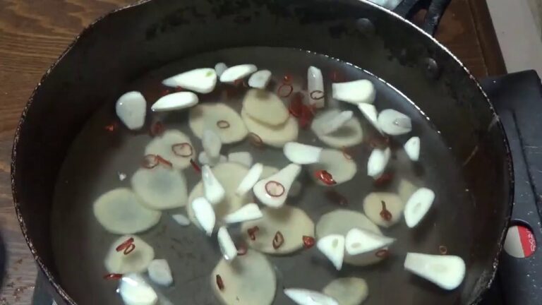 手羽先のピリ辛甘酢煮　作り方