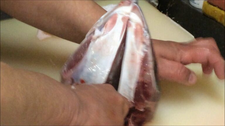 「ブリあら捌き方」（ぶり大根用）