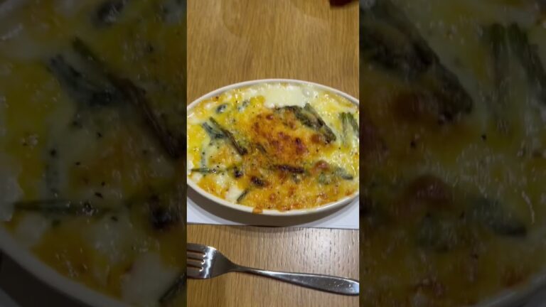 エビとほうれん草のグラタン#エビ#グラタン#アツアツ