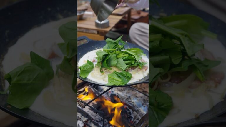 ベーコンとほうれん草のクリームパスタ