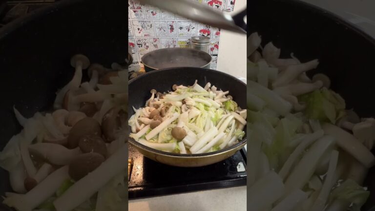 旨みたっぷり豚トロと白菜のパスタ スープの旨みをしっかり吸わせて絶品パスタ♪#ニンニク #豚トロ#パスタ #楽しいご飯作り #家族の幸せが僕の幸せ