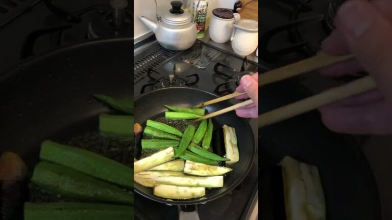 男飯　ナス#茄子の揚げ浸し#ひとりめし #茄子レシピ #オクラ #酢 #めんつゆ