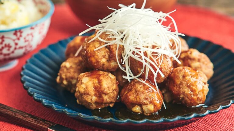 れんこんの食感がおいしい！肉だんごの甘酢あんかけ