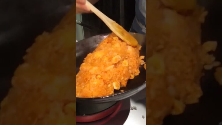 オムハヤシを作る#かんたんレシピ #今日のレシピ #オムライス #大盛り