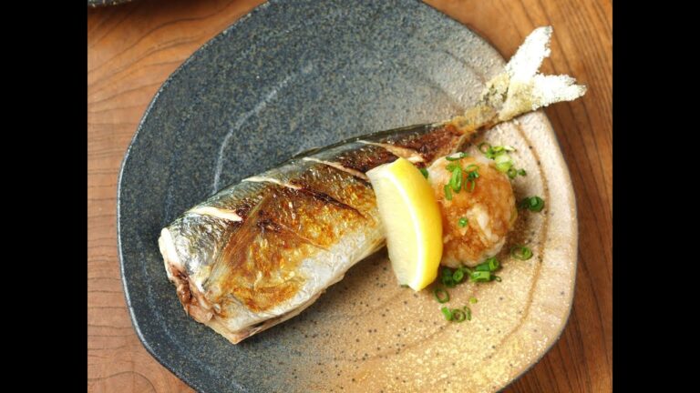 フライパンでアジの塩焼き　、　フライパン塩焼き用アジのさばき方