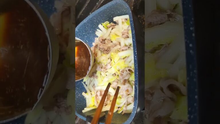 切り方がポイント！白菜と豚バラの柔らか煮込みの作り方 #料理 #レシピ #cooking #recipe #shorts