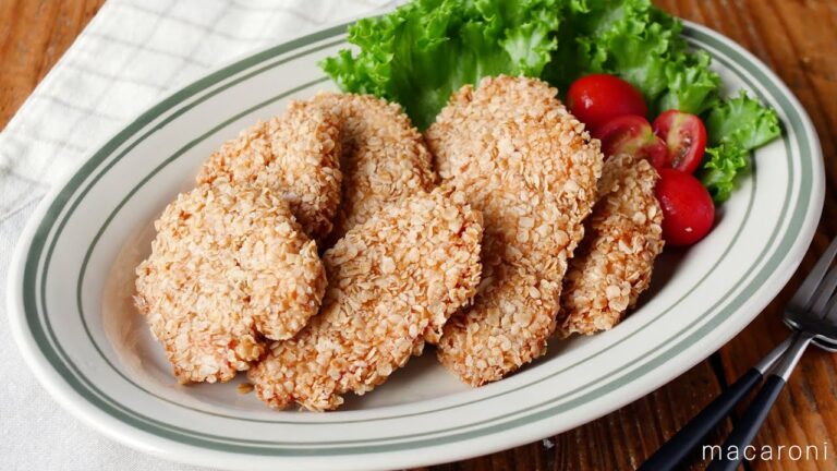 【オートミールのザクザクチキン】オートミール消費レシピ！鶏むね肉で節約♪｜macaroni（マカロニ）