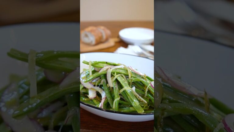 実は相性抜群！いんげんにピクルスと玉ねぎのアクセントが効いた爽やかコンビサラダ