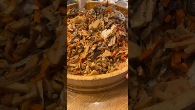 今年1発目の大量”五目ちらし寿司”  #料理 #混ぜご飯 #正月 #家族 #おふくろの味 #和食 #ごちそう #健康 #酢飯