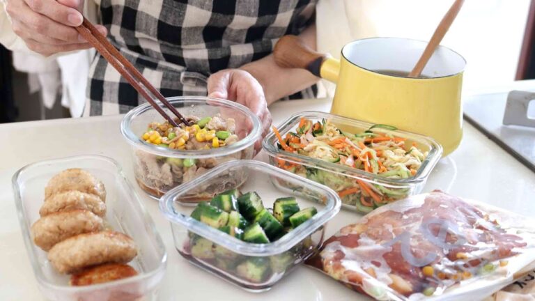 【１週間の作り置き5品】忙しい平日に備えて！1000円ちょいでつくる野菜たっぷり作り置き