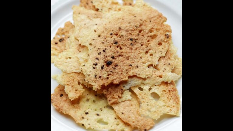 【レンジで簡単！】パリパリ豆腐チップス / Crispy Tofu Chips #Shorts