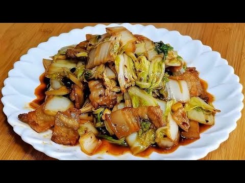 家常白菜回锅肉这样做，鲜香入味又可口，开胃更下饭，次次都光盘