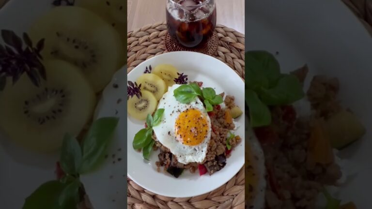 今日の朝ごはん8/8☀️ガパオライス🌿これおいしい〜！【説明欄にレシピあります】#Shorts