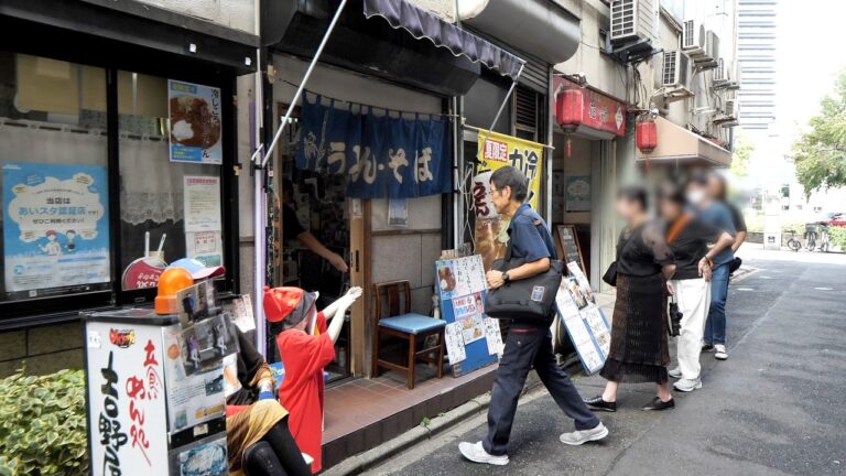 ふらっと来た一般男性が注文した衝撃メニューに店内のお客さん釘付け...丨デカ盛り愛知めし５選