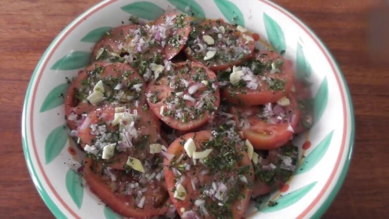 簡単　トマトのマリネ　赤玉ねぎとパセリ風味　　激ウマ