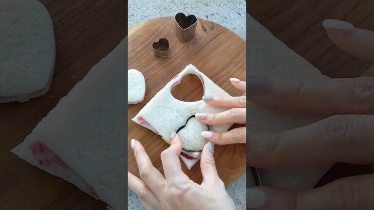 ひとくちサンド弁当　#shorts  #お弁当 #かわいい #バレンタイン #バレンタイン弁当 #レシピ #レシピ動画 #幼稚園弁当 #サンドイッチ