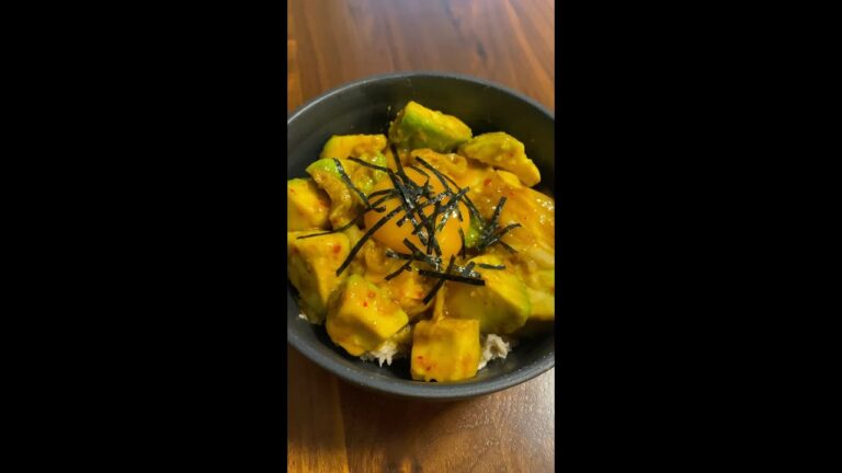 本気で痩せたきゃこれ食っとけ【アボカドとキムチのオートミールユッケ】#Shorts