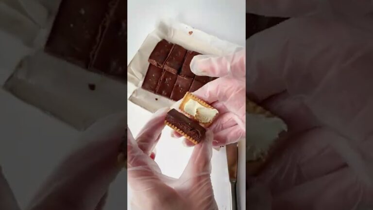【アレ】で挟んでほしい🥺口溶け最高なおやつ#shots