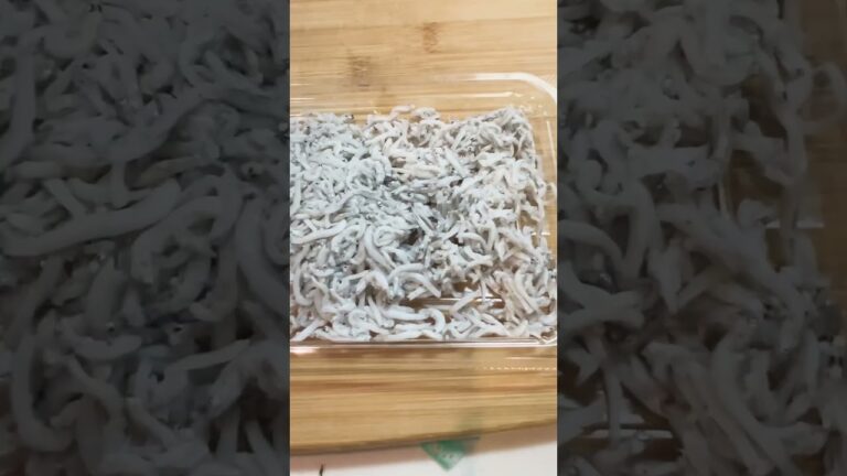 【美味しさ倍増】三つ葉としらすと生姜の簡単混ぜご飯の作り方！#料理 #shorts
