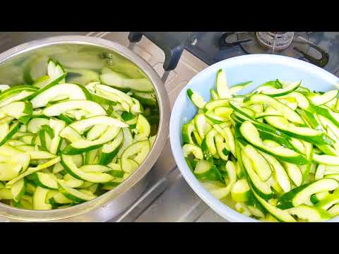 育ちすぎた超😳ジャンボなきゅうりを大量消費❗調味料は２つだけ❗簡単レシピ😀アレンジレシピつき