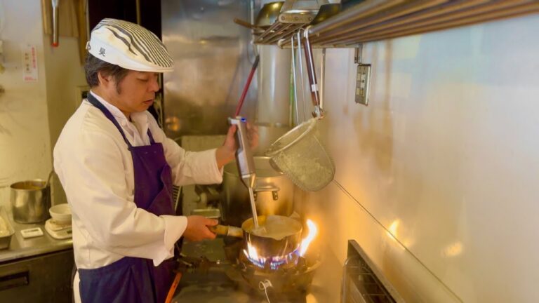 味も香りも段違い！ラーメン好きでも一度食べるとハマってしまう博多で一番濃厚な坦々麺｜Amazing Japanese restaurant｜福岡グルメ ランチ 坦々麺