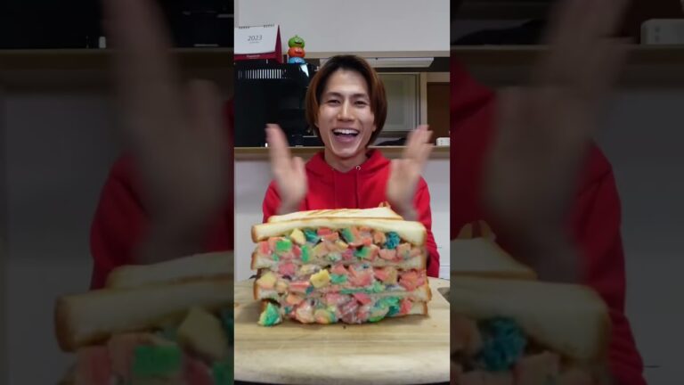 【衝撃映像】レインボーオムレツでたまごサンド作ってみた