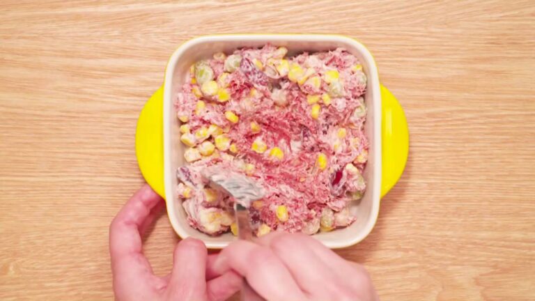 即食食堂コンビーフ