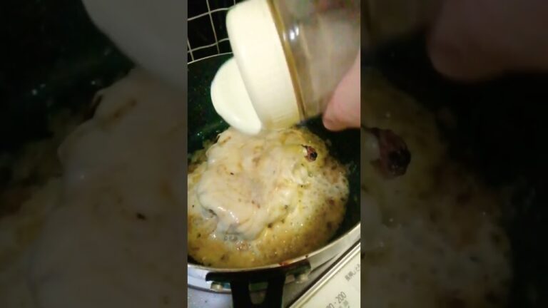 【超簡単料理】鶏肉にチーズ乗せて焼くだけ