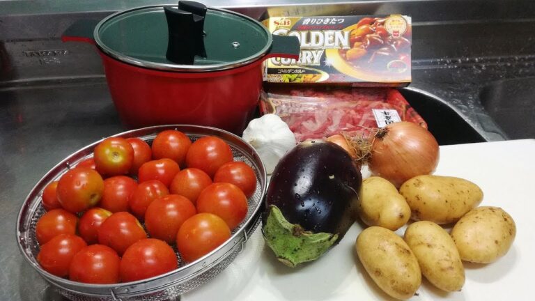 大量トマトの夏野菜カレー作り